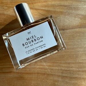 NWT Le Monde Gourmand Miel Bourbon Eau de Parfum